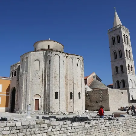 蓬塔别墅酒店 公寓 扎达尔