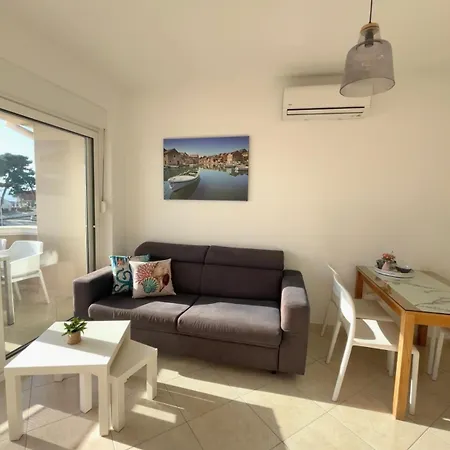 蓬塔别墅酒店 * 扎达尔